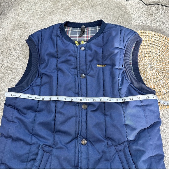 Barbour Men’s Quilted Vest Trekker Waistcoat Padded Country Gilet Navy Size S - Picture 10 of 16